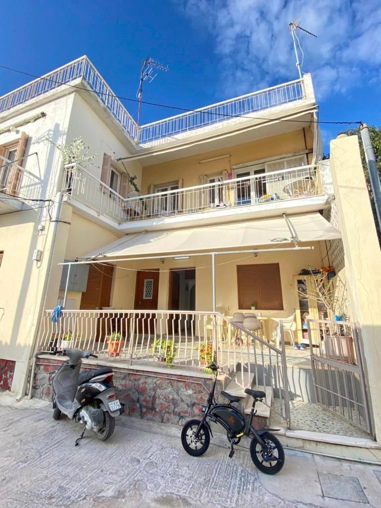 Appartement Vue Sur Mer Soul Family, Egine Aegina Extérieur photo